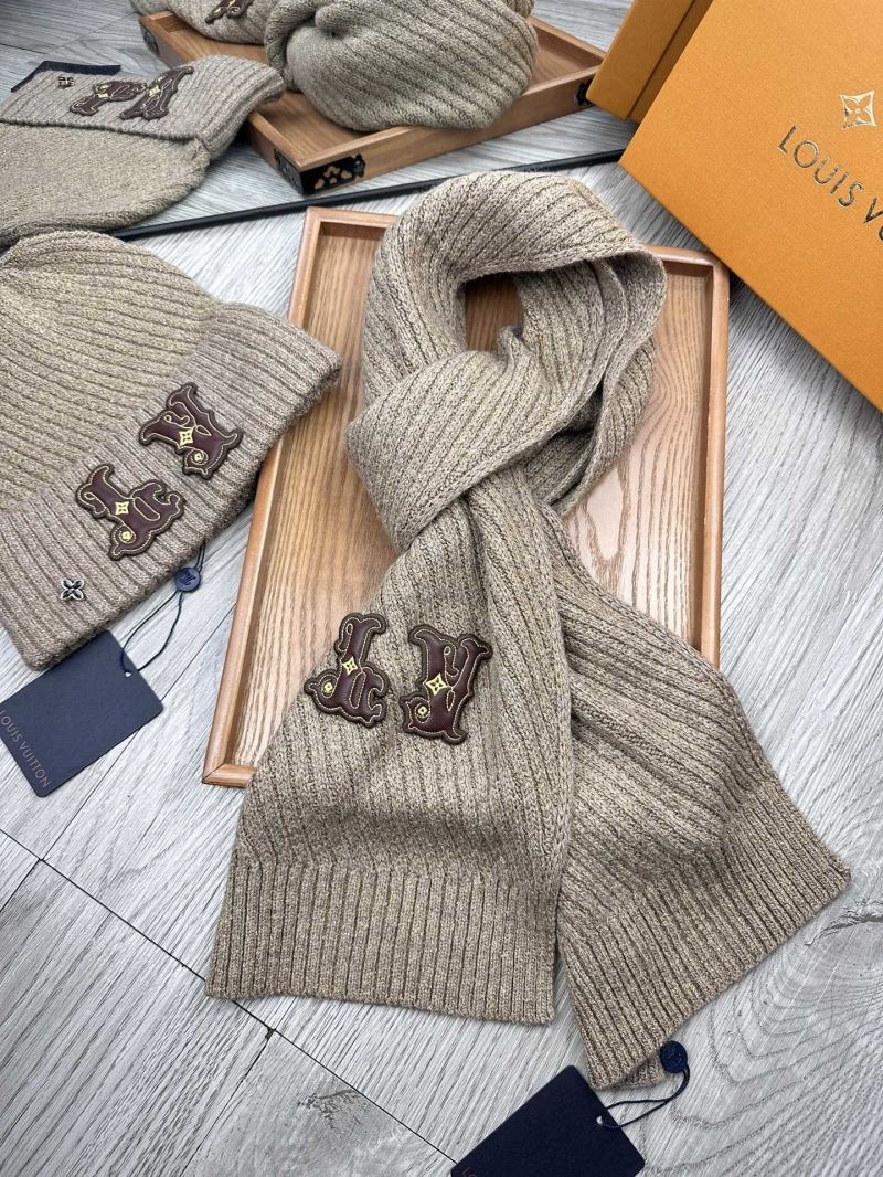 Louis Vuitton Caps Scarfs